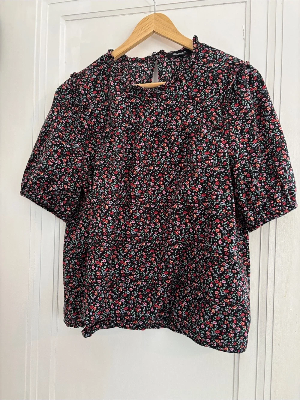 Madewell Puff-Sleeve Ruffle Top in Fieldwalk Floral
